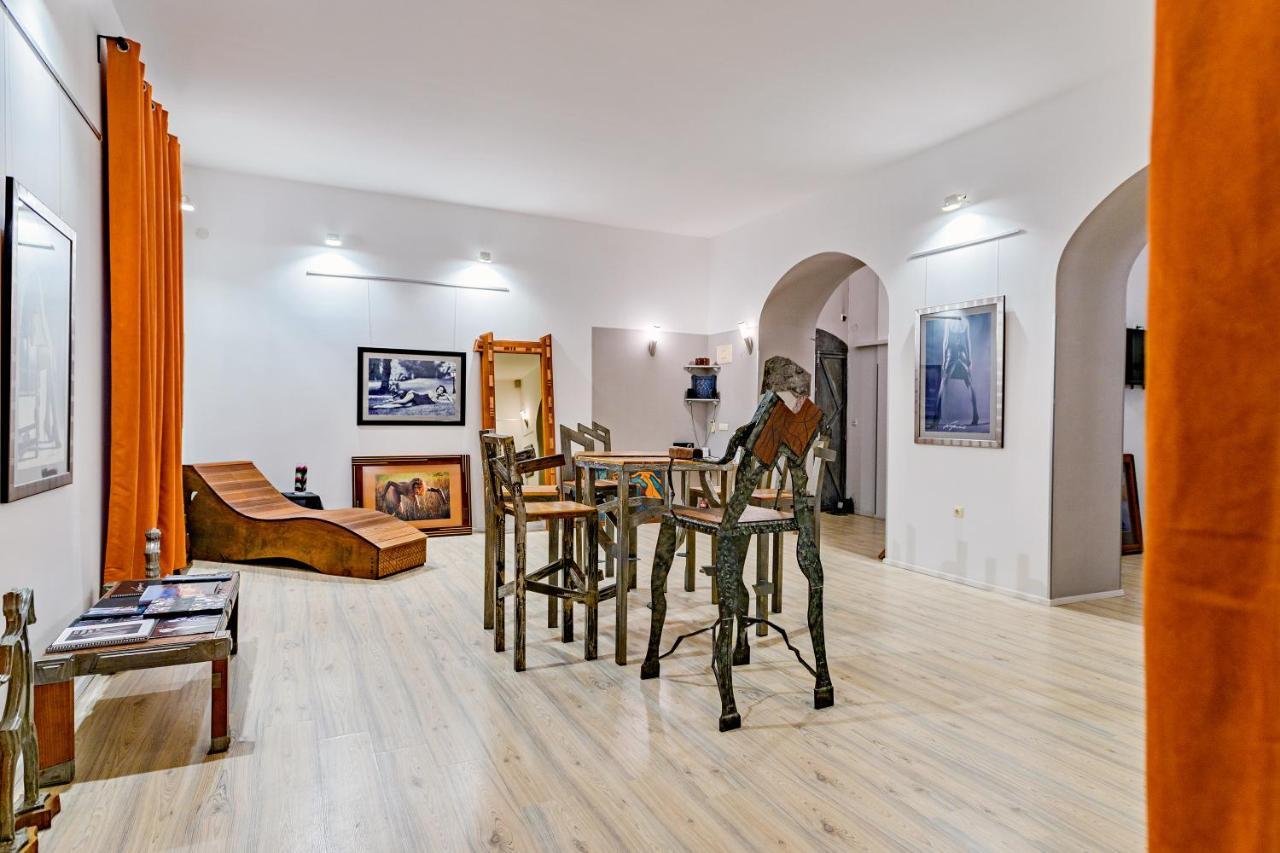 Lupino'S Gallery Apartment - Old Town Zadar Eksteriør billede