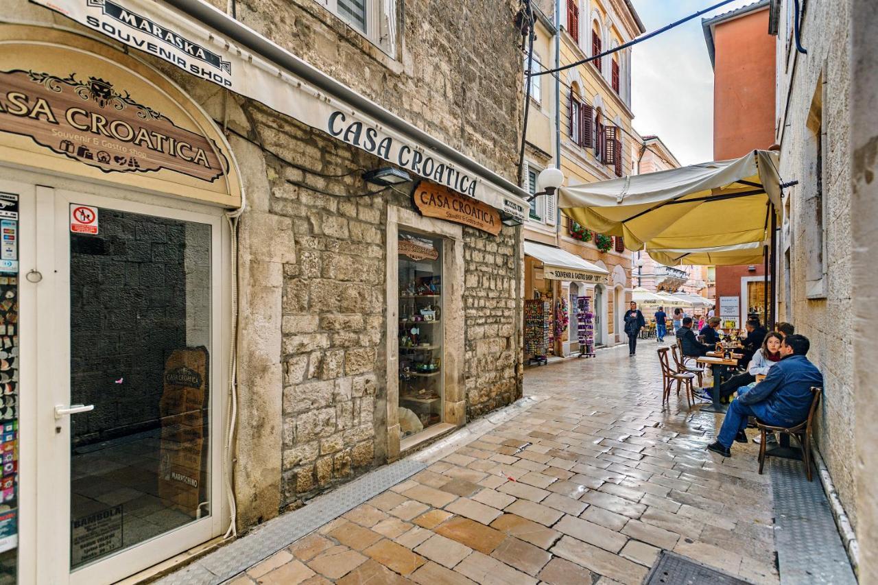 Lupino'S Gallery Apartment - Old Town Zadar Eksteriør billede