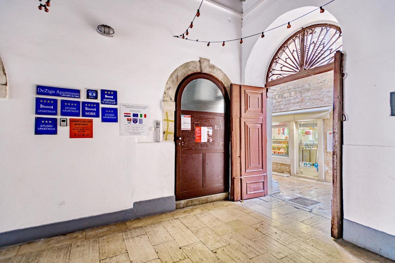 Lupino'S Gallery Apartment - Old Town Zadar Eksteriør billede
